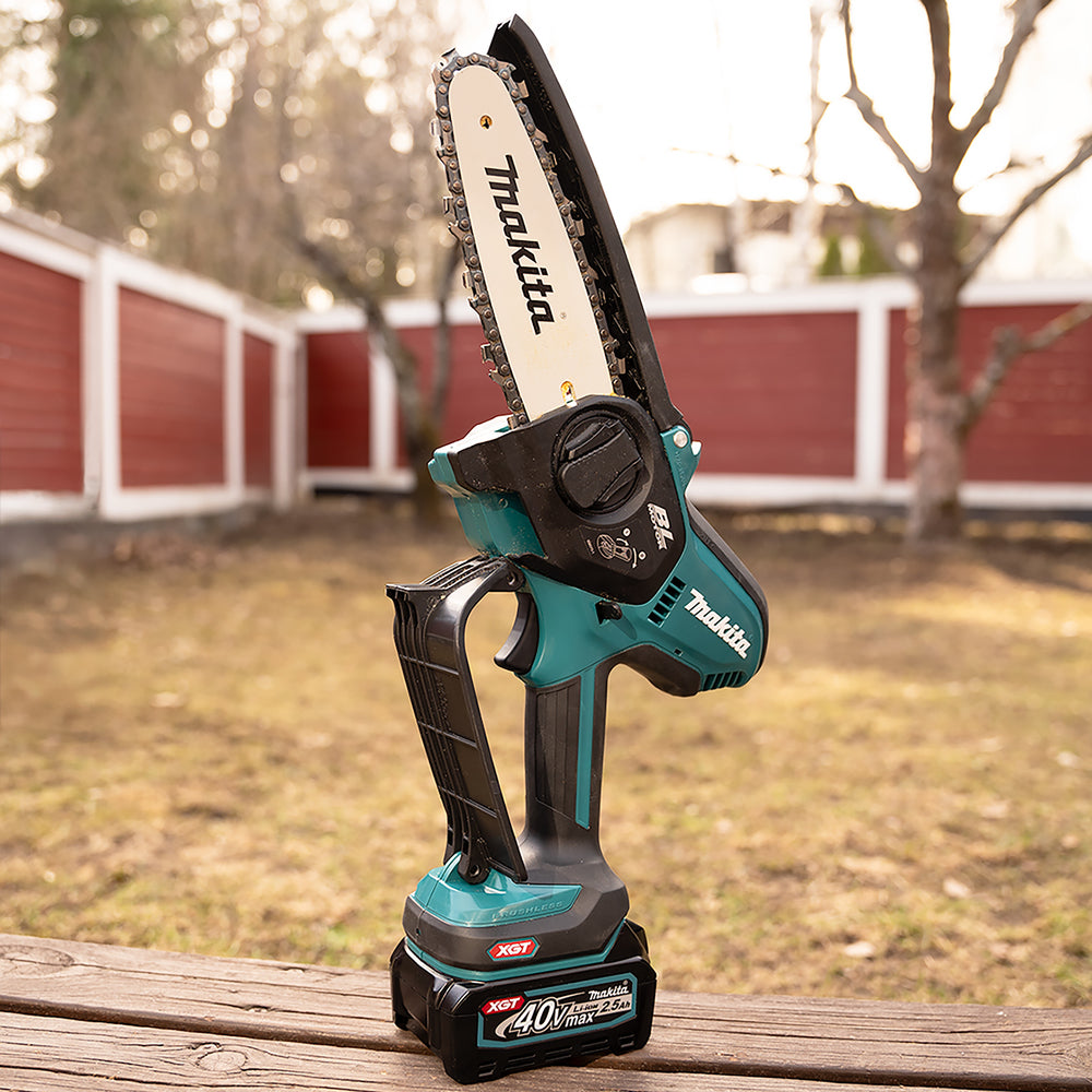 Makita 40V Max XGT Cordless Chainsaw – UC029GZ, 6" Bar, Tool Only